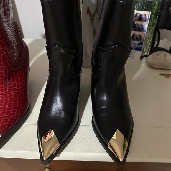 Black and Gold Ankle Boots with Sleek Pointed Toe - Picture 1 of 8